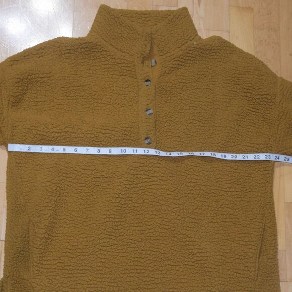 American Eagle Aerie Women's M Teddy Fleece Quarter Button Sweater Pullover Top - Picture 8 of 8